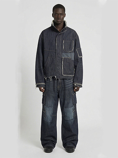 DEEP INDIGO DISTRESSED JEANS