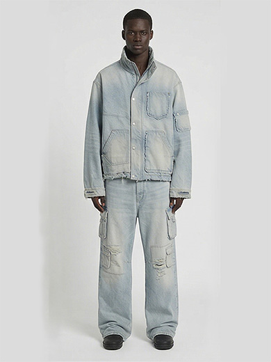 LIGHT BLUESANDED WASH JEANS