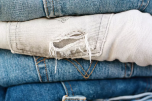 Jeans waschen und trocknen - Anleitung zur Jeanspflege