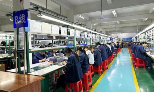 Engineer’s Guide: Selecting Nano SIM Card Connectors for IoT, Wearables & Rugged Devices