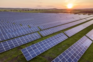 Common Causes of PV Cable Failure: How to Prevent Aging, Cracking, and Water Ingress