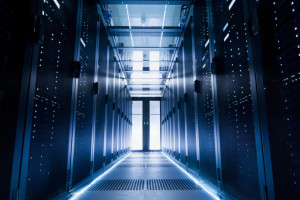 ¿Qué es un cable de cobre de conexión directa (DAC)? Explicación de sus aplicaciones en servidores de IA y centros de datos.