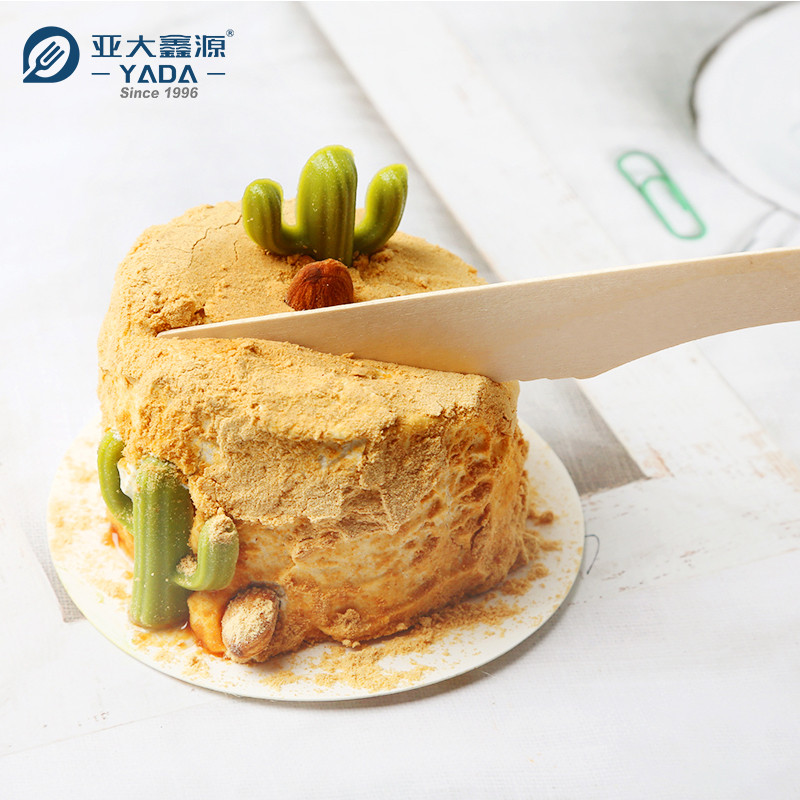 YADA Wooden Cutlery Set is natural woody flavor for cake and desserts.
