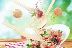 Can wooden cutlery go in the dishwasher?