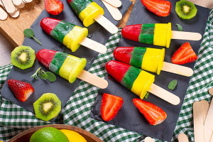 塑料的隐患:为什么你应该改用木制冰淇淋棒 | 亚大鑫源