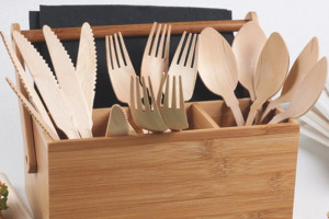 Five Benefits of Using Disposable Wooden Cutlery at Your Event