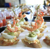 10 formas creativas de utilizar brochetas de bambú con nudos y extremos retorcidos en su negocio de catering