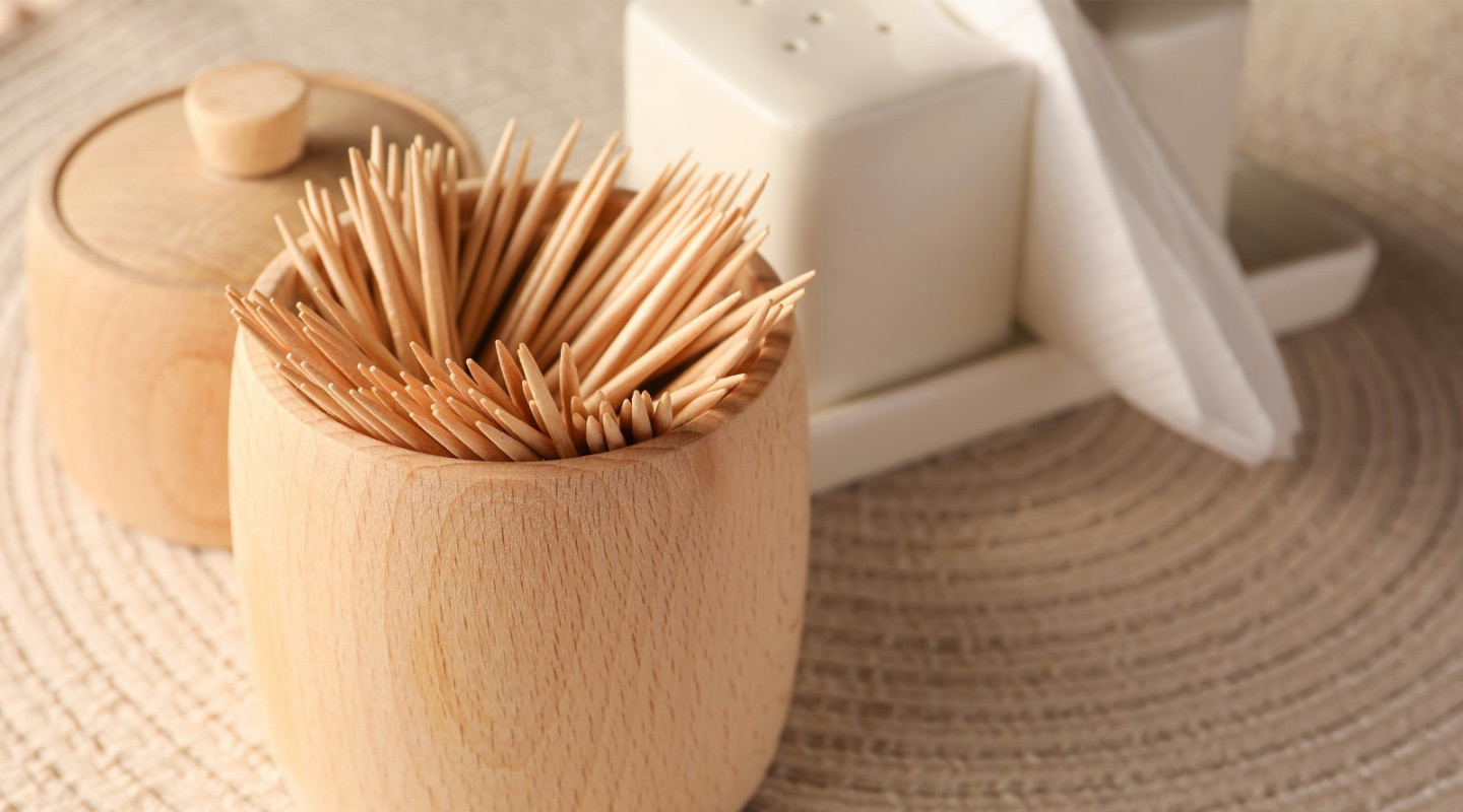 disposable wooden toothpicks