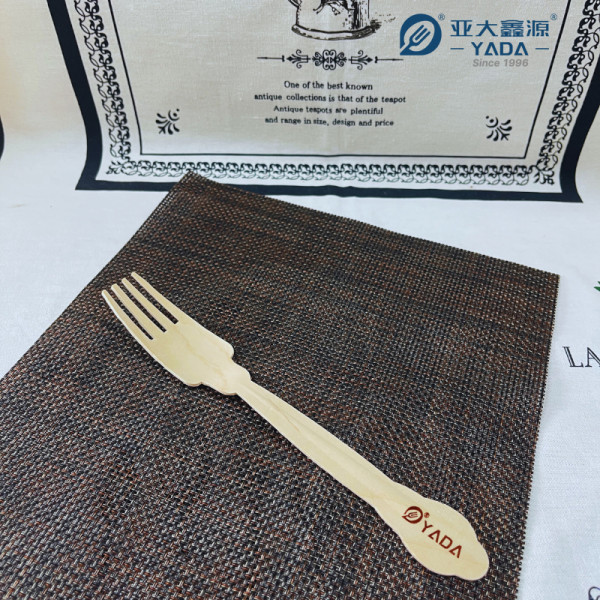 Tenedores de madera desechables de púas profundas de 205 mm al por mayor | Tenedor desechable de madera de abedul con certificación FSC YD-LA