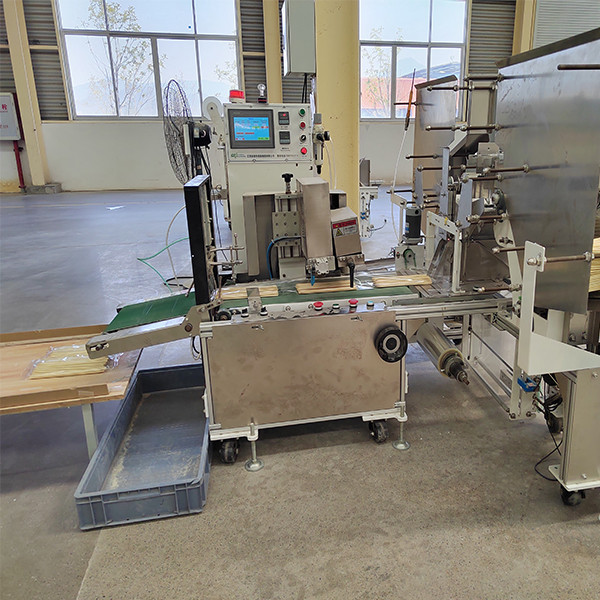 Bamboo packing machine