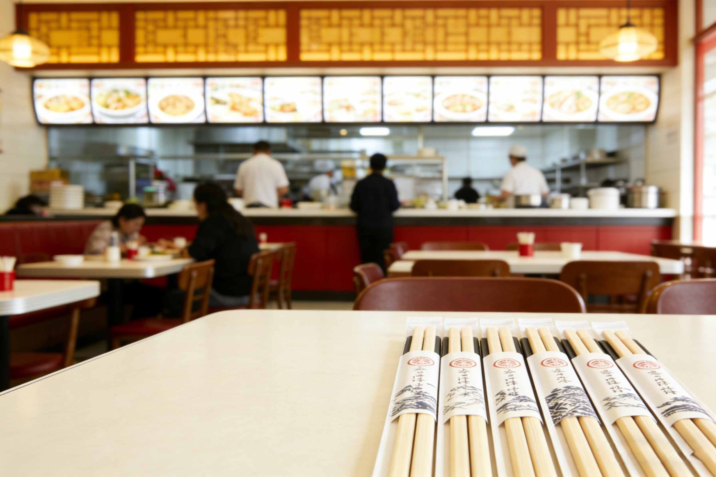  High-quality disposable wooden chopsticks for restaurant wholesale - YADA