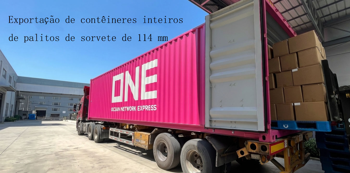 Embarque realizado com sucesso: Contêiner de palitos e colheres de sorvete personalizados com destino à Espanha