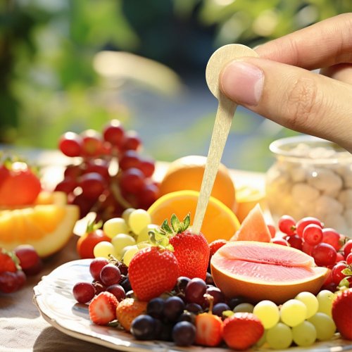 Disposable Wooden Chip Forks Wholesale | 102mm Natural Birch Wood Biodegradable Fruit Forks