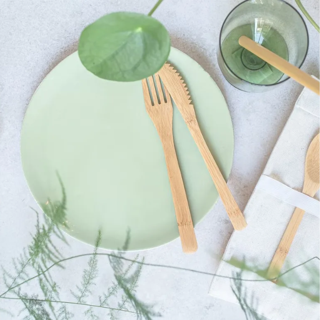 Wooden Cutlery vs. Bamboo Cutlery: Which is Right for You?