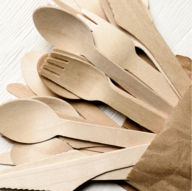 Five Benefits of Using Disposable Wooden Cutlery at Your Event