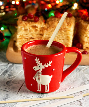 Top Mistakes to Avoid When Ordering Custom Coffee Stirrers