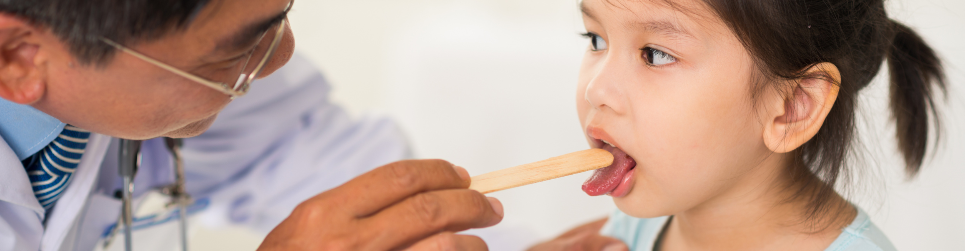 Disposable Wooden Tongue Depressors Usage