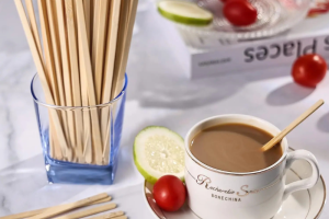 木制咖啡搅拌器尺寸指南:哪种尺寸适合您的杯子?