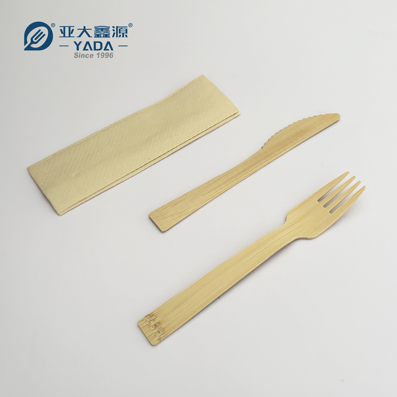 Conjunto de talheres de bambu descartáveis