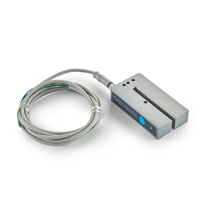 Para substituição de sensor ultrassônico de slot da série Datasensing SRX3 Área de detecção 3 mm de largura 69 mm de profundidade Conexão M8