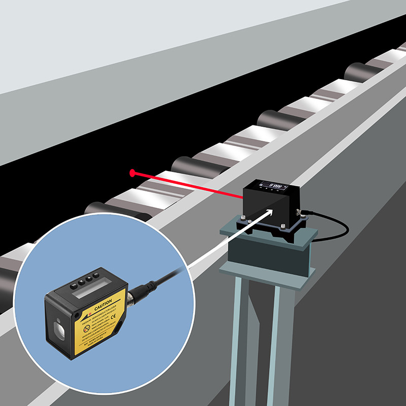 Cảm biến khoảng cách laser trong điều khiển uốn trước cho thanh ray đi vào bệ làm mát trong quy trình cán nóng