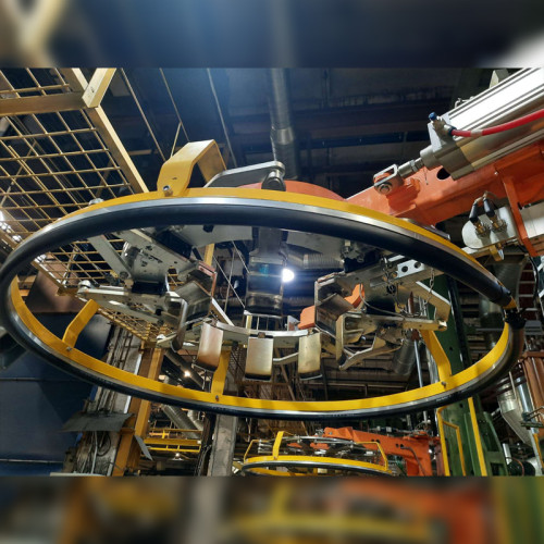 Why Safety Edges Are Essential for Tire Vulcanizing Machine Operations