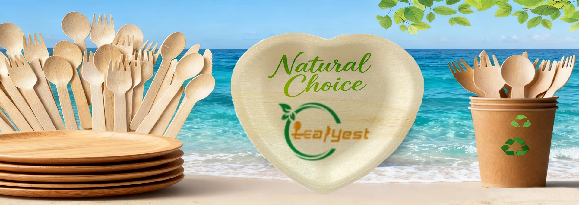 Custom compostable wooden plates by Leafyest