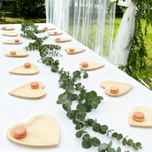 Heart-shaped Eco-Friendly Disposable Wooden Plate