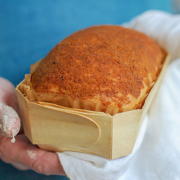 The Impact of Disposable Wooden Molds on Baking Efficiency and Yield