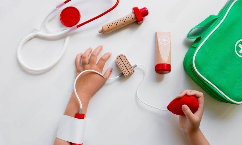 wooden doctor kits toys