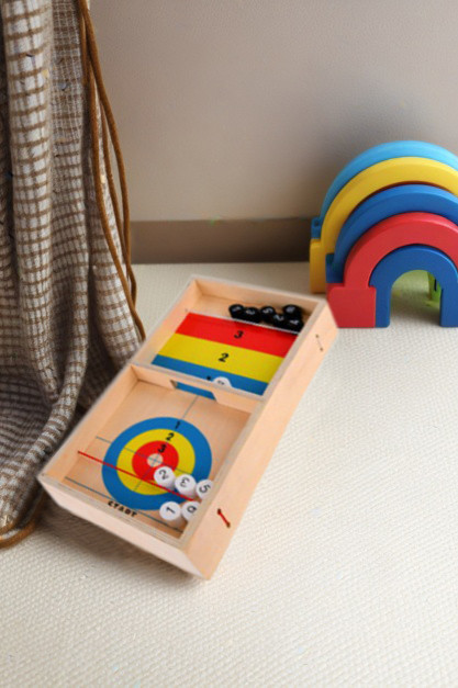 Wooden 2-in-1 Target Shuffleboard