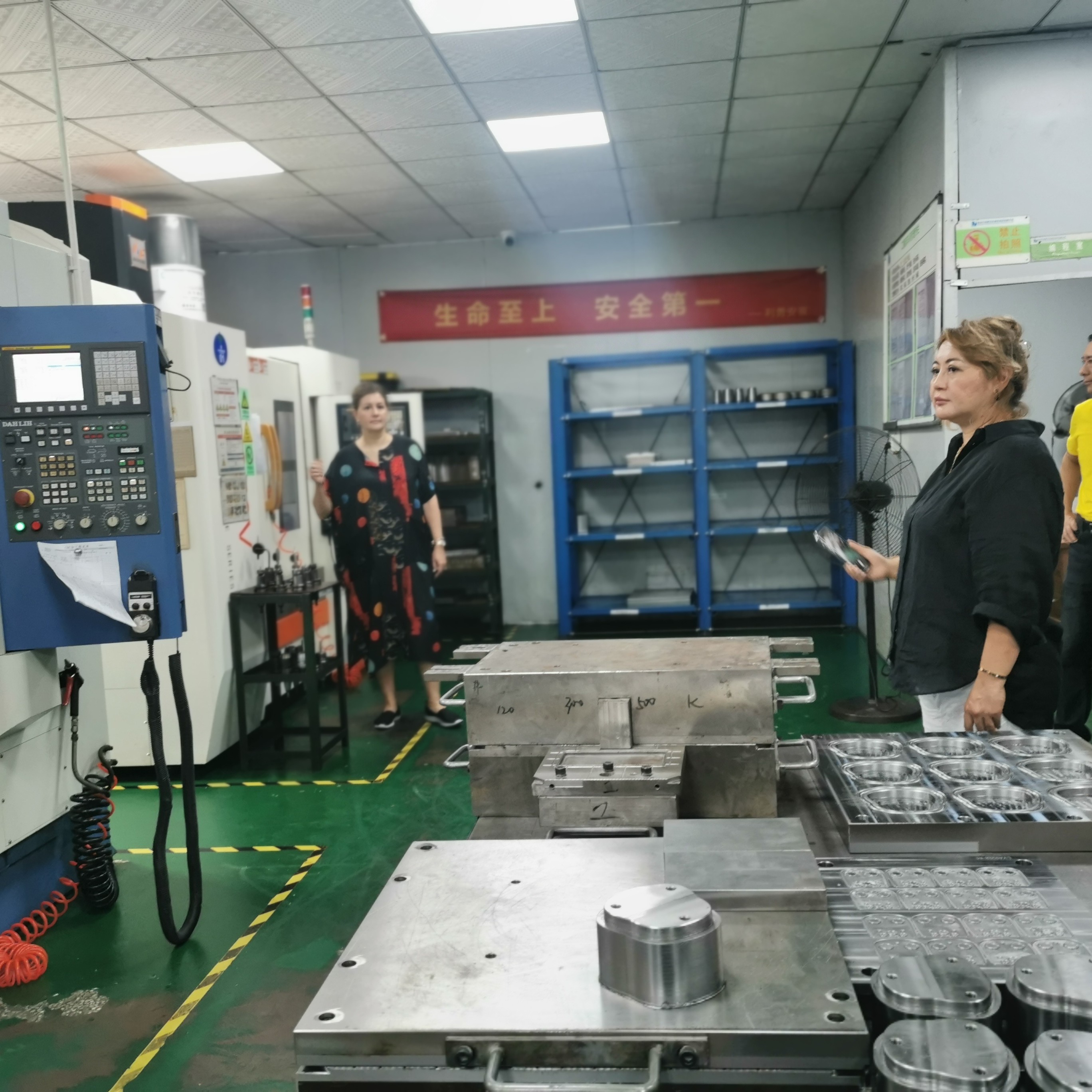 Customers visit the factory