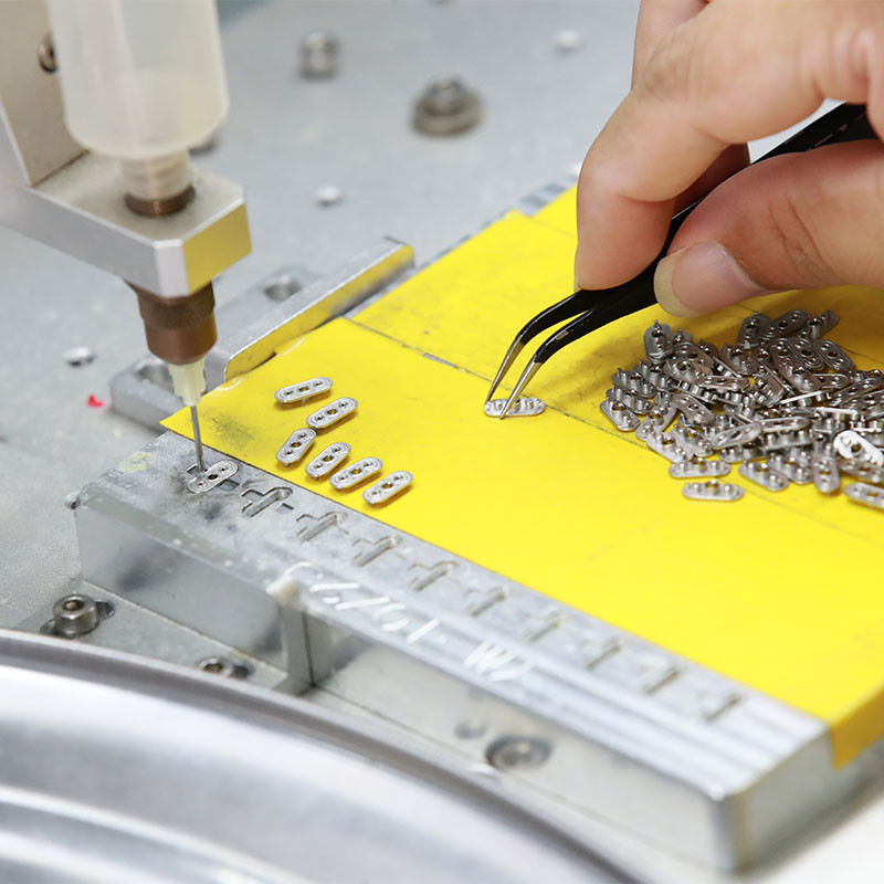 How to Achieve Precise Overmolding Thickness in FPC Applications