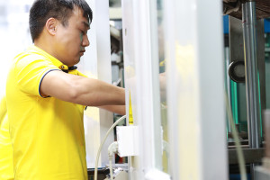 Top 6 Challenges in B2B Liquid Silicone Rubber Overmolding and Solutions