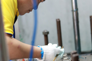 Top 9 High-Performance Silicone Manufacturing Companies for B2B Automotive Components