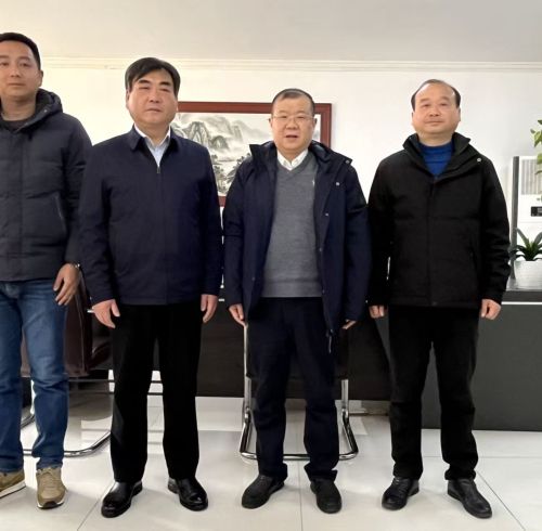 歙县人大慰问乡贤企业家,共绘家乡发展新画卷