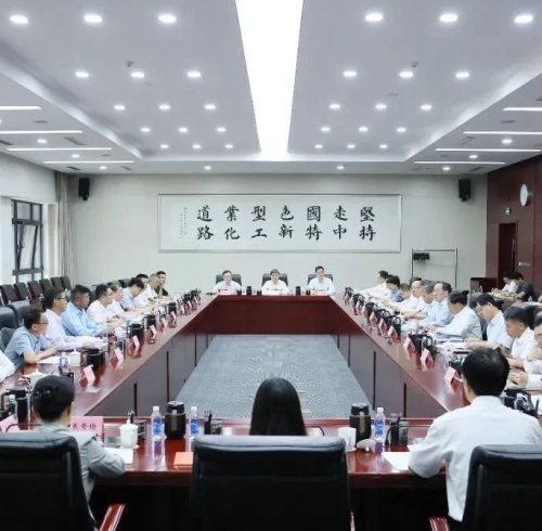 Chairman Of ZOPO Intelligent Fang Jianhui Attended The 11th SME Roundtable Of The Ministry Of Industry And Information Technology