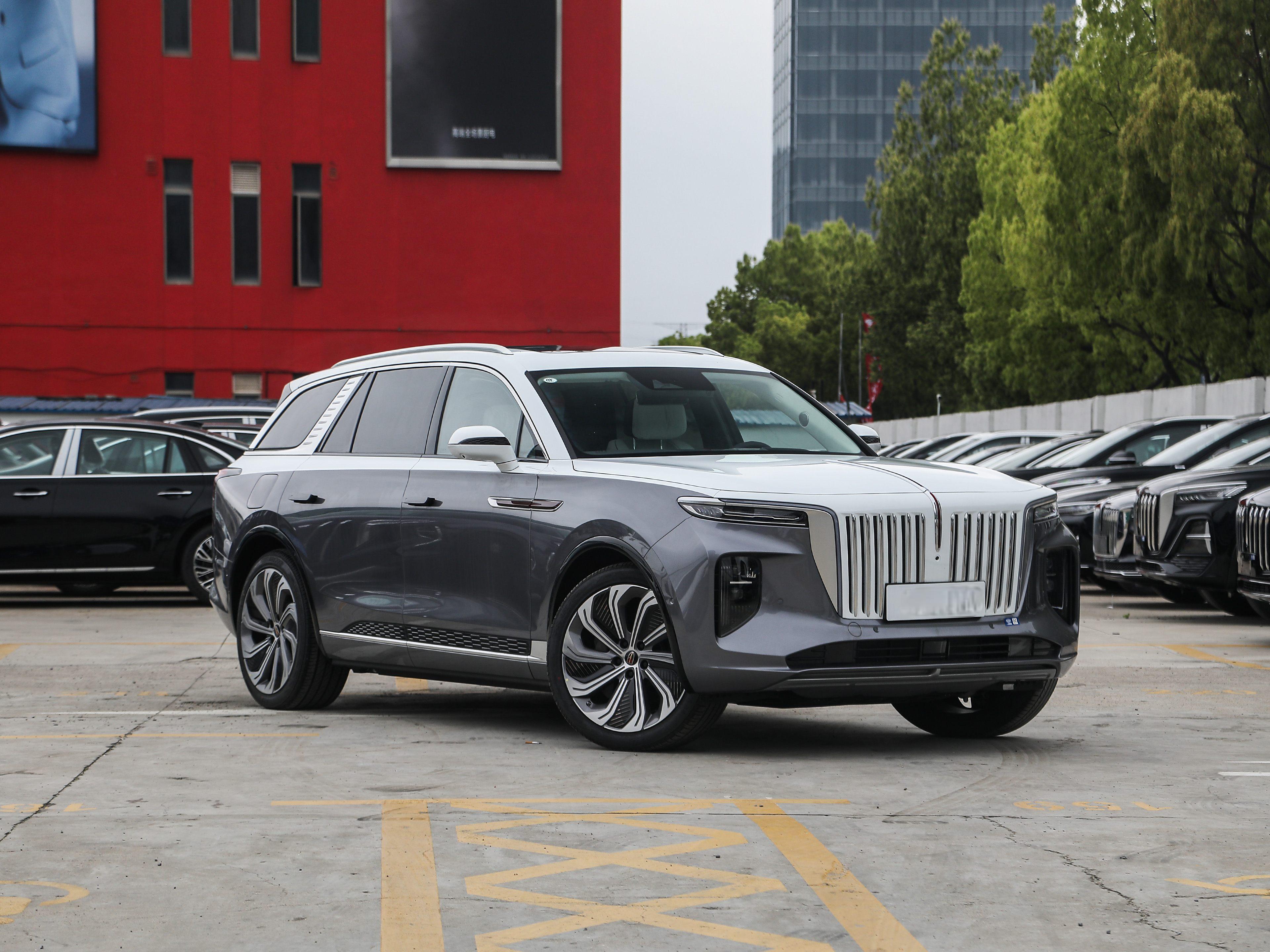 Hongqi E-HS9 2024 660km flag collar version with four seats4