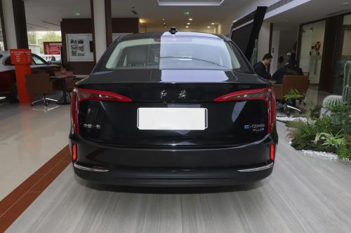 Hongqi E-QM5 2024 New Energy Vehicle Luxury Pure Electric Sedan