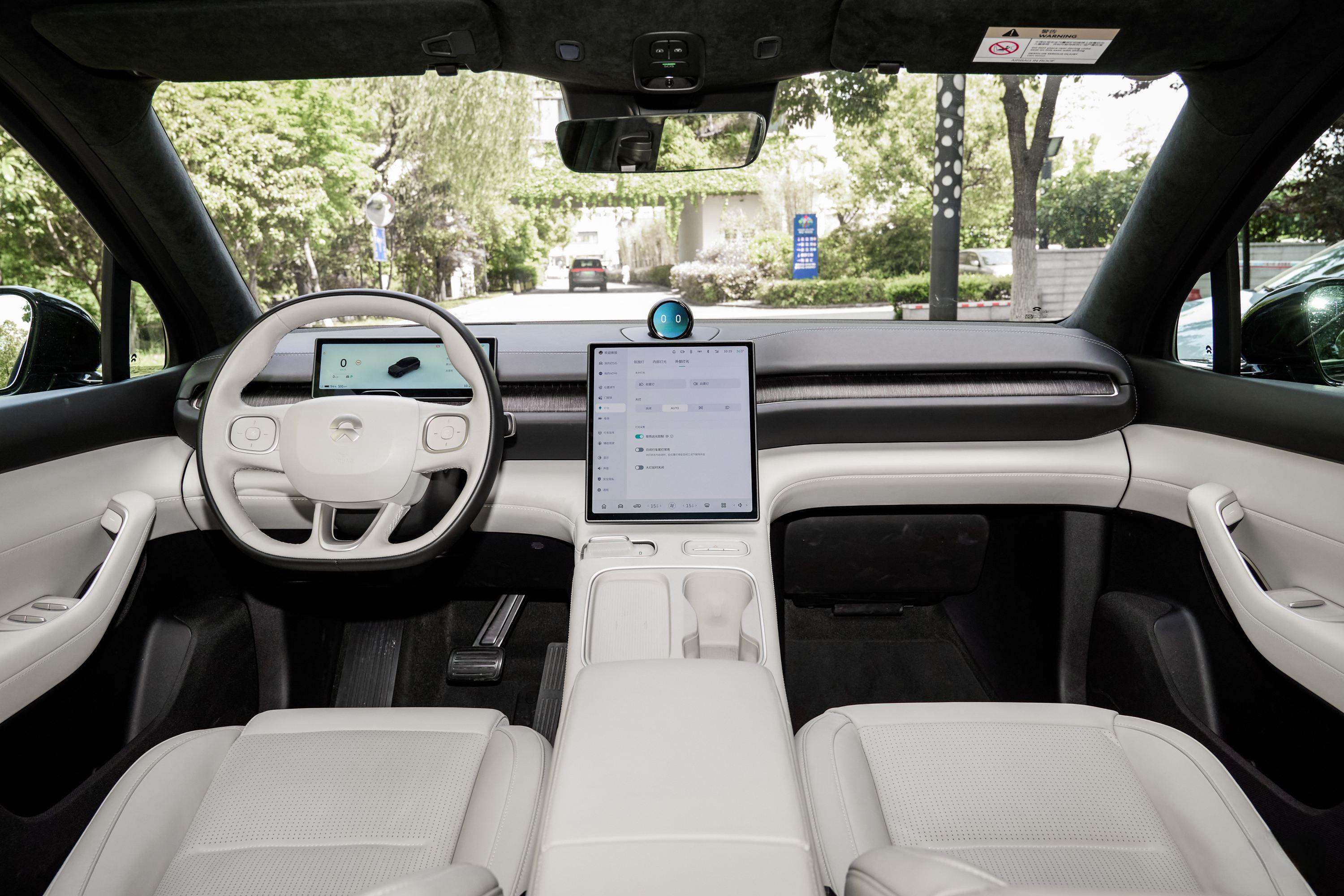 NIO ES6 2024 model 100kWh inside