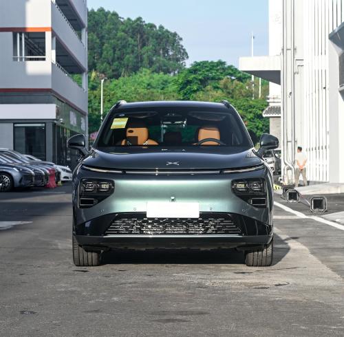 Xpeng G9 New Energy Vehicle Intelligent Driving Pilot Debuts