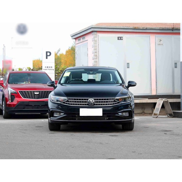 Volkswagen Magotan Fuel Powered Vehicle Mid- To High-End Sedan