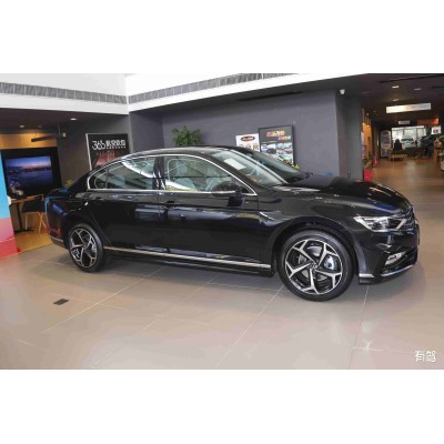 Volkswagen Magotan Fuel Powered Vehicle Mid- To High-End Sedan