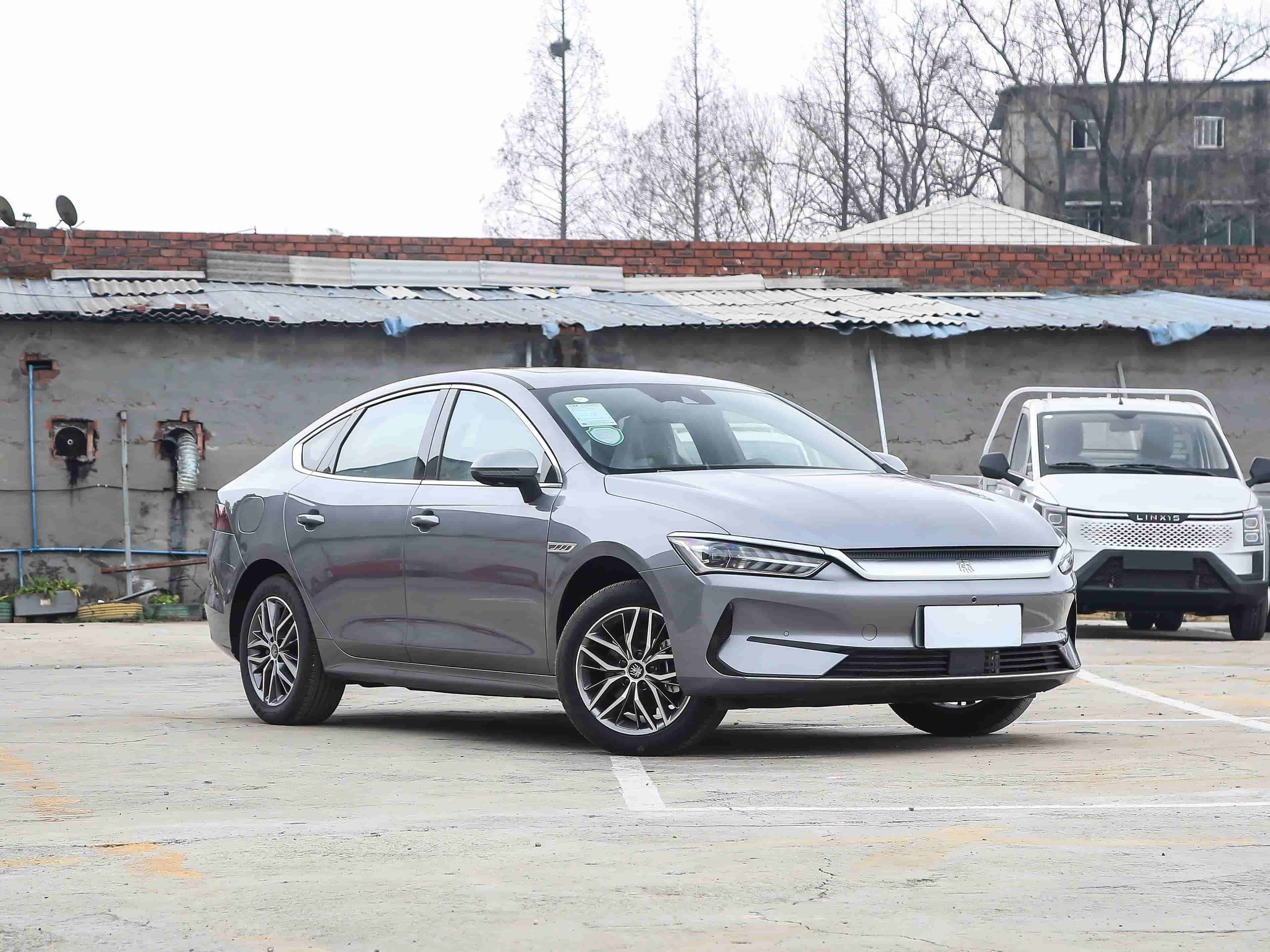 Qin PLUS 2024 Honor Edition EV 510KM Excellent Type side2