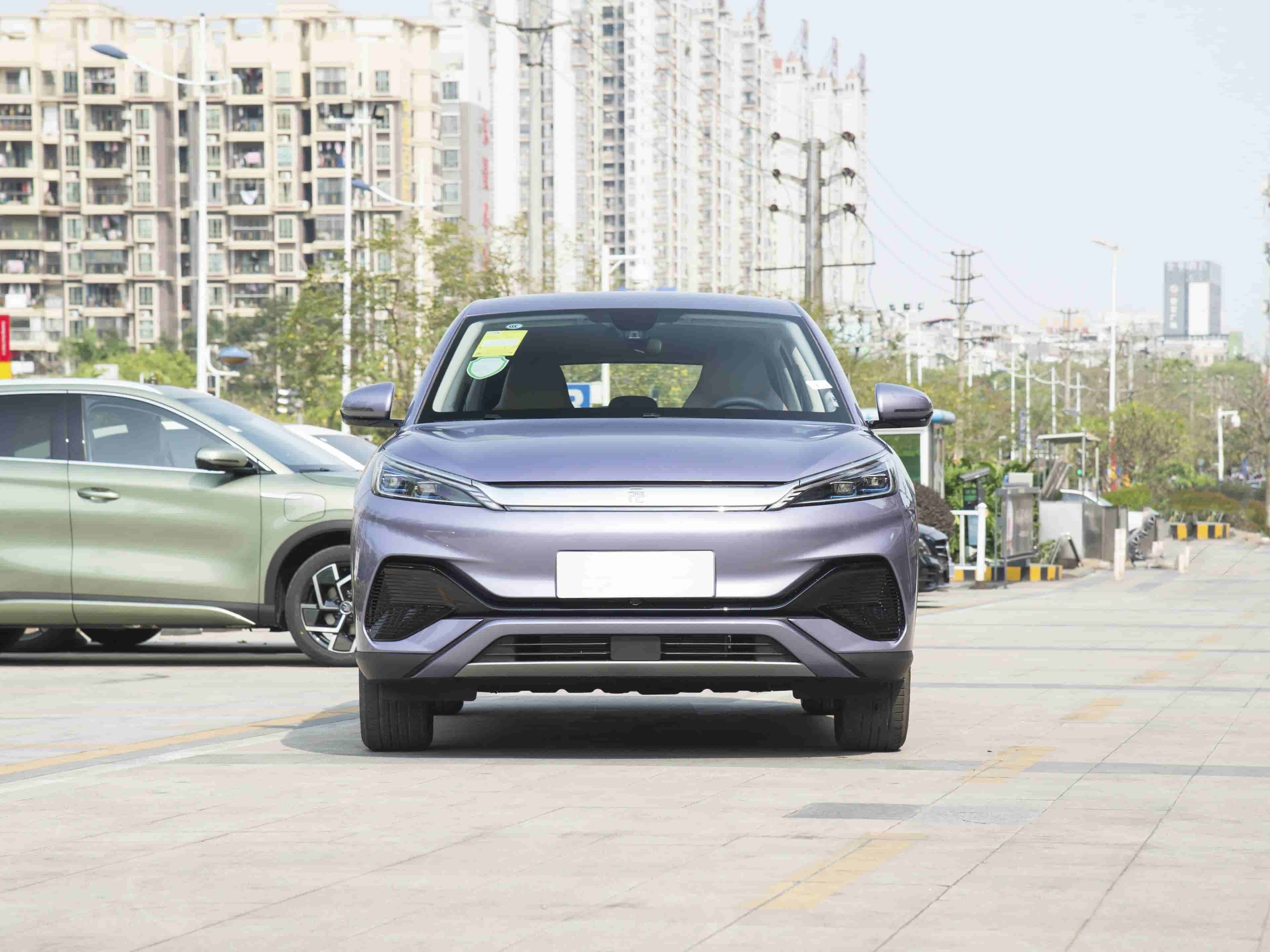 Yuan PLUS 2024 Honor Edition 510KM Transcendence Type front