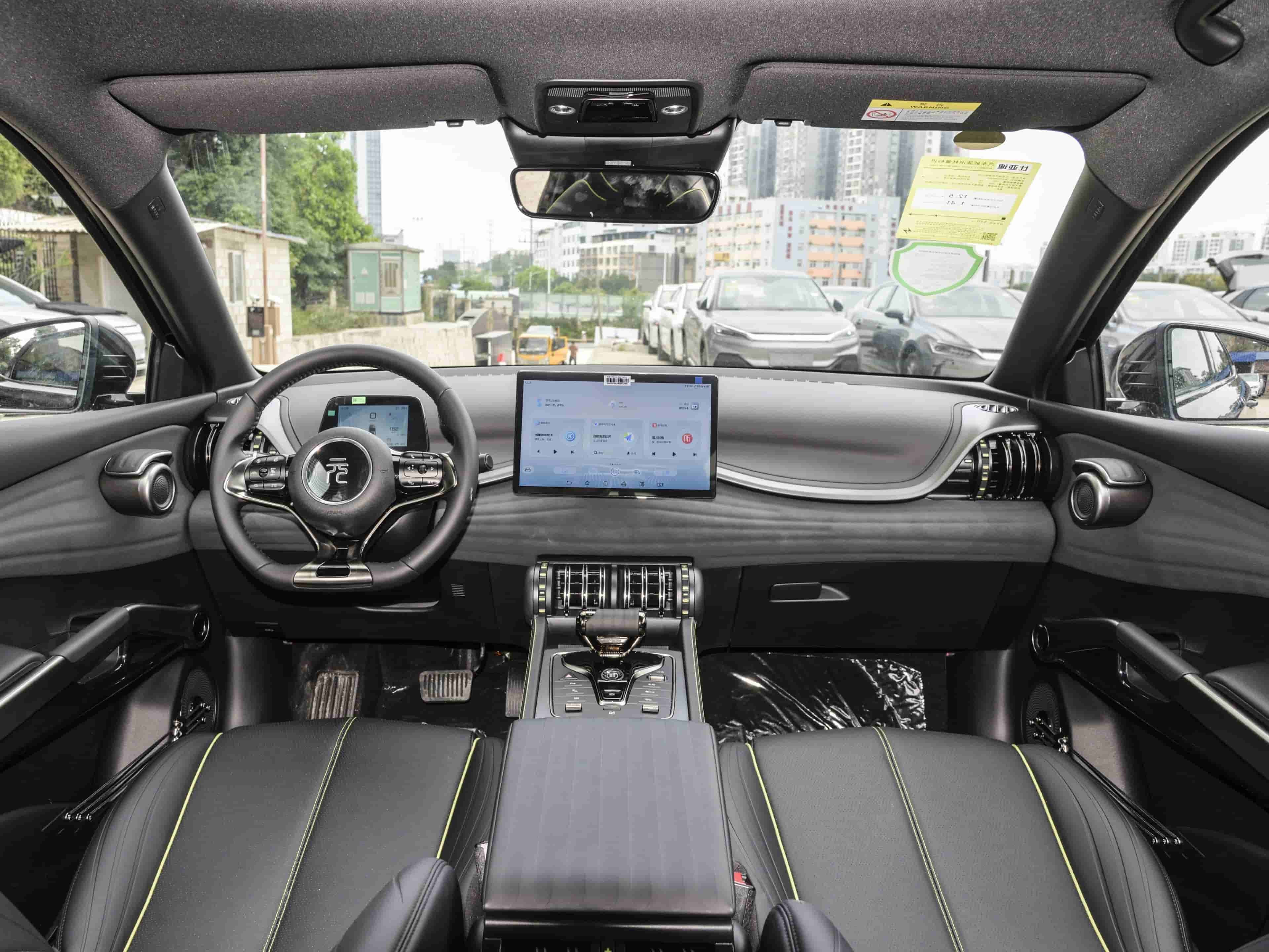 Yuan PLUS 2024 Honor Edition 510KM Transcendence Type inside1