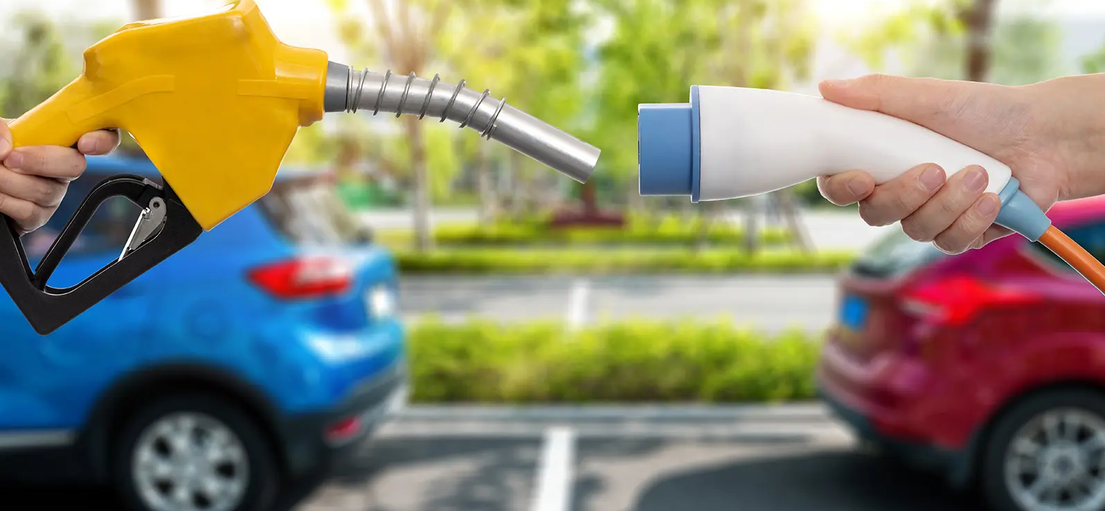 gasoline vs electric cars​