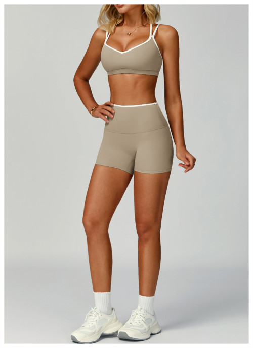 Custom Yoga sets | Factory Contrast Color Hemming Sports Yoga Suit Manufacturer