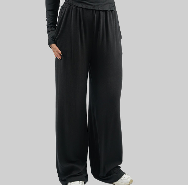 Custom Modest Active wear| Manufacturers customize Muslim trousers modern and practical