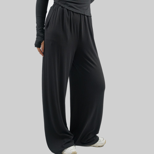 Custom Modest Active wear| Manufacturers customize Muslim trousers modern and practical